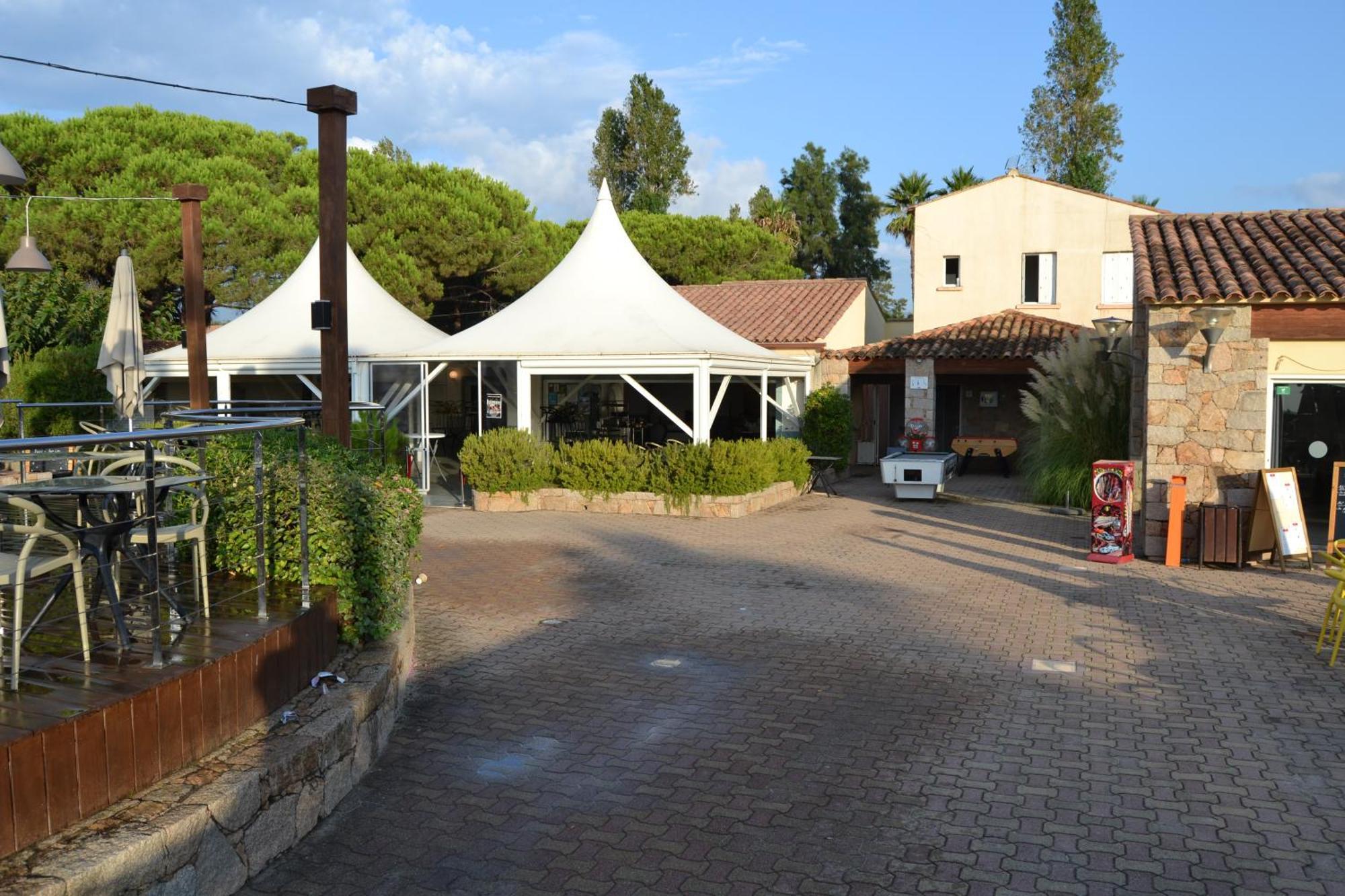 H4 Villa Ghisonaccia ภายนอก รูปภาพ